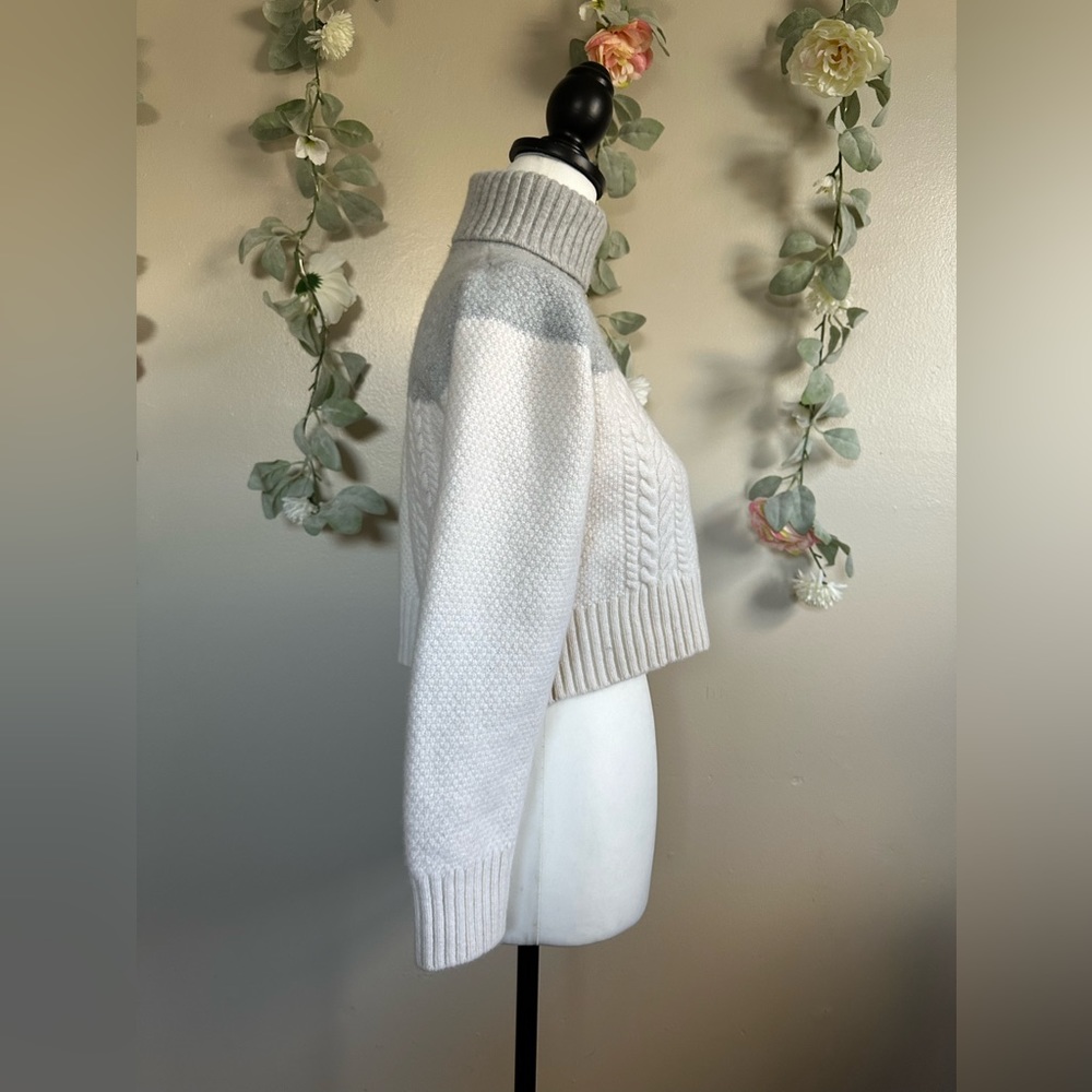 ATM ANTHONY THOMAS MELILLO
Two-tone cable-knit wool turtleneck sweater - Picture 9 of 12